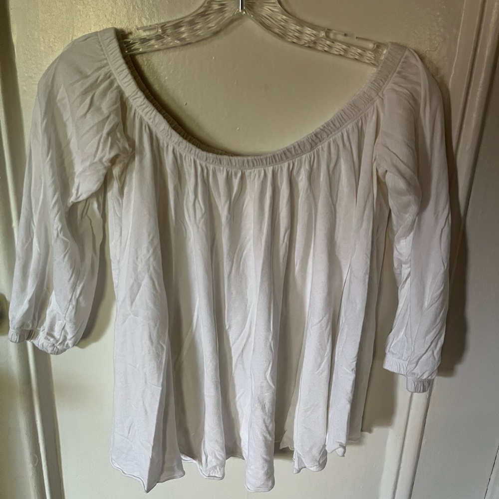 Truly Madly Deeply Flowy Off the Shoulder Three Quarter Sleeves Blouse! - Picture 5 of 5